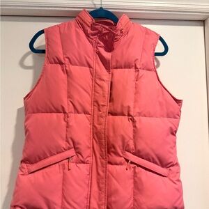 Talbots Puffer Vest Quilted Stitch
Design Down Filled